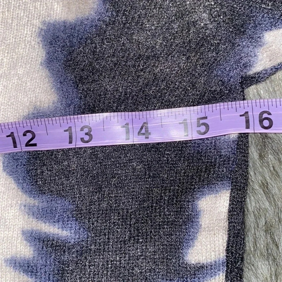 Saks 5th Avenue women’s tie dye cashmere crew neck sweater Sz Xs - Picture 5 of 10